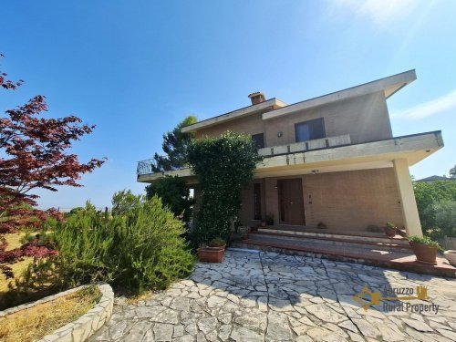 Villa a Gissi