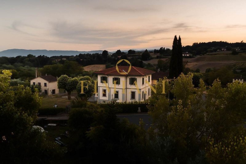 Вилла в Скарперия-э-Сан-Пьеро