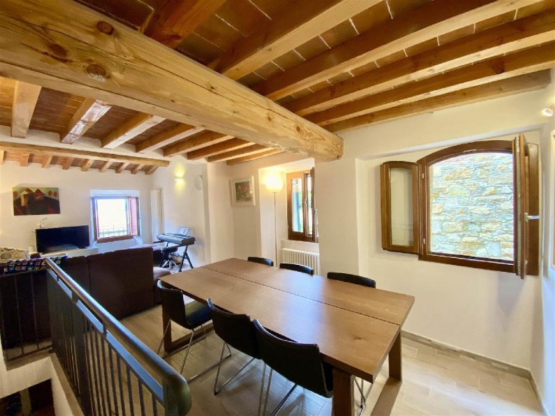 Eigenständiges Appartement in Monteverdi Marittimo