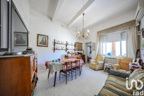 Terraced house in Tresignana