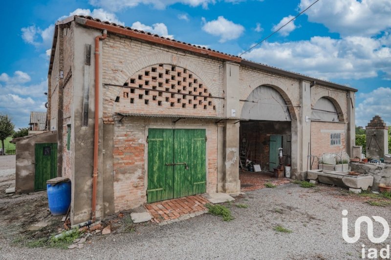 Maison individuelle à Ostellato