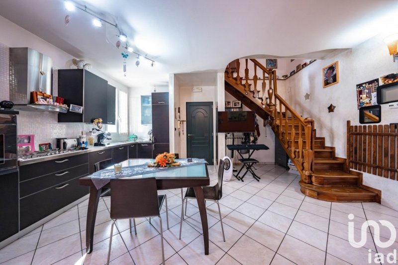 科马基奥联排别墅