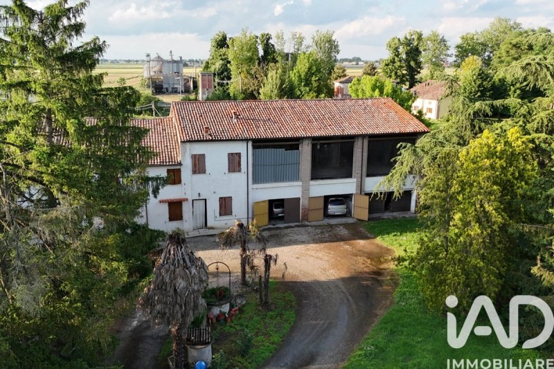 奥斯泰拉托别墅