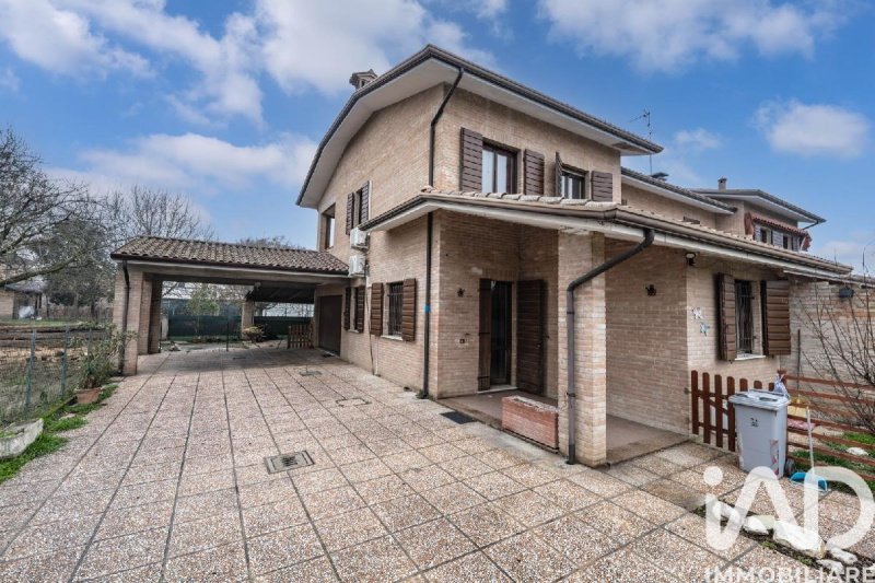 Casa semi indipendente a Bondeno