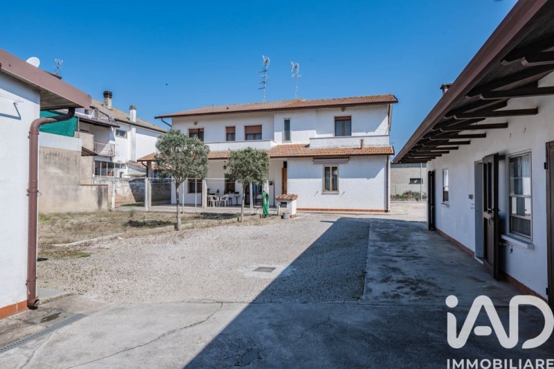 Villa in Codigoro