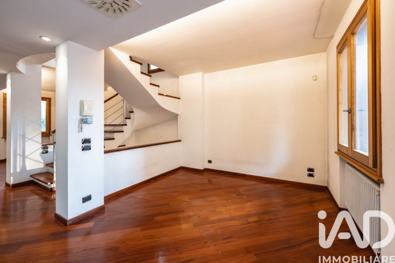 Casa geminada em Signa