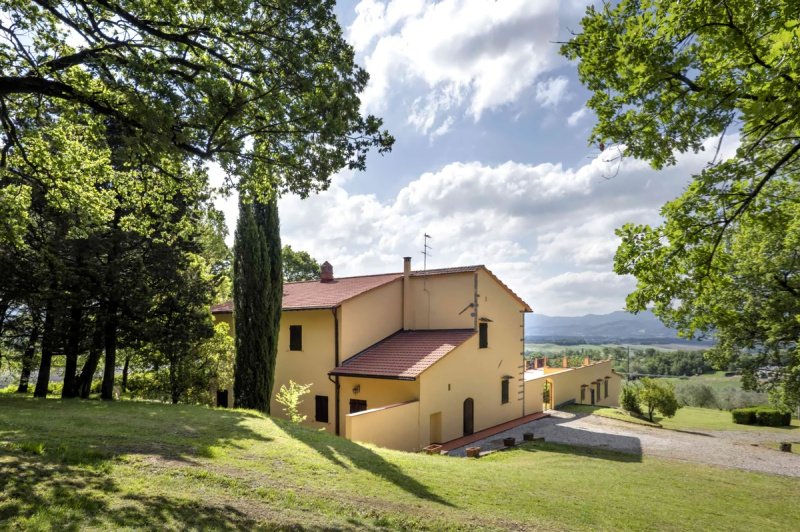 Villa en Scarperia e San Piero