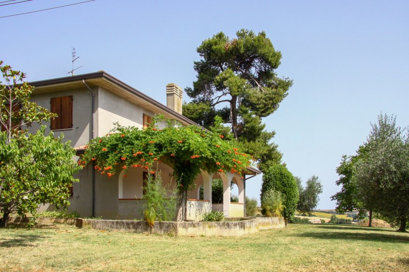 Klein huisje op het platteland in Pesaro