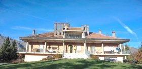 Villa in Massa d'Albe