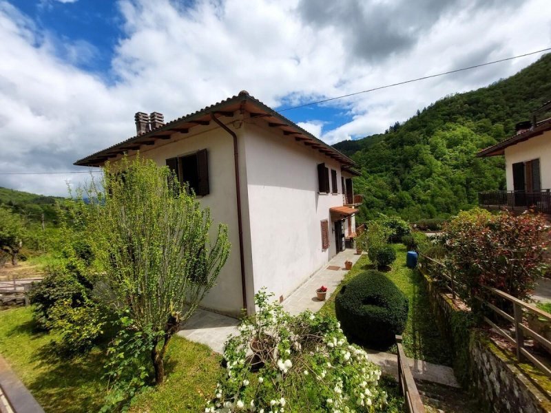 Casa semi indipendente a Castel San Niccolò