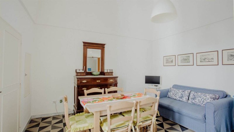 Self-contained apartment in Monopoli