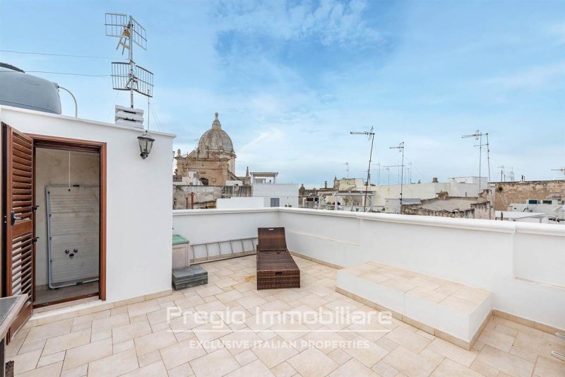 Top-to-bottom house in Monopoli