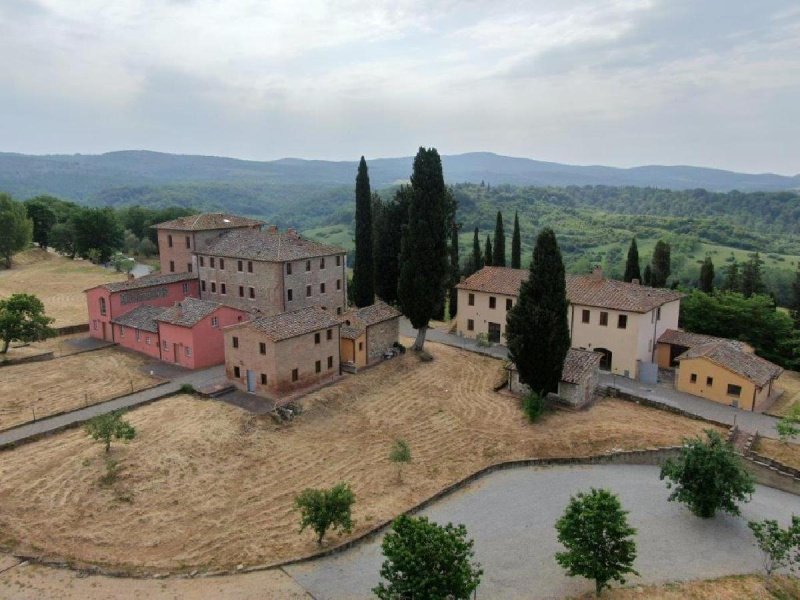 Top-to-bottom house in Castelnuovo Berardenga
