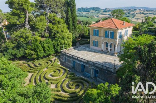 Вилла в Озимо