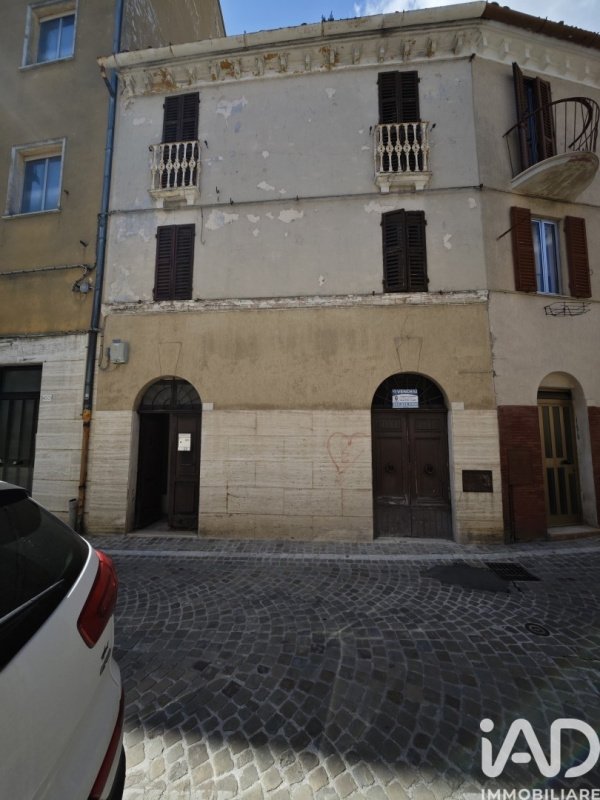 Edificio en Osimo