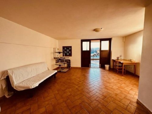 Self-contained apartment in Monteverdi Marittimo