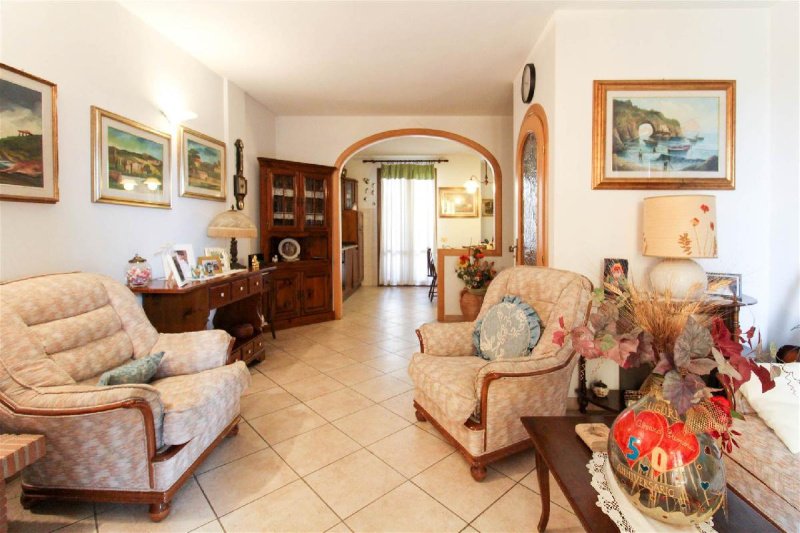 Self-contained apartment in Cecina