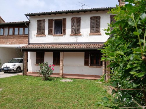 Ferme à Isola Sant'Antonio