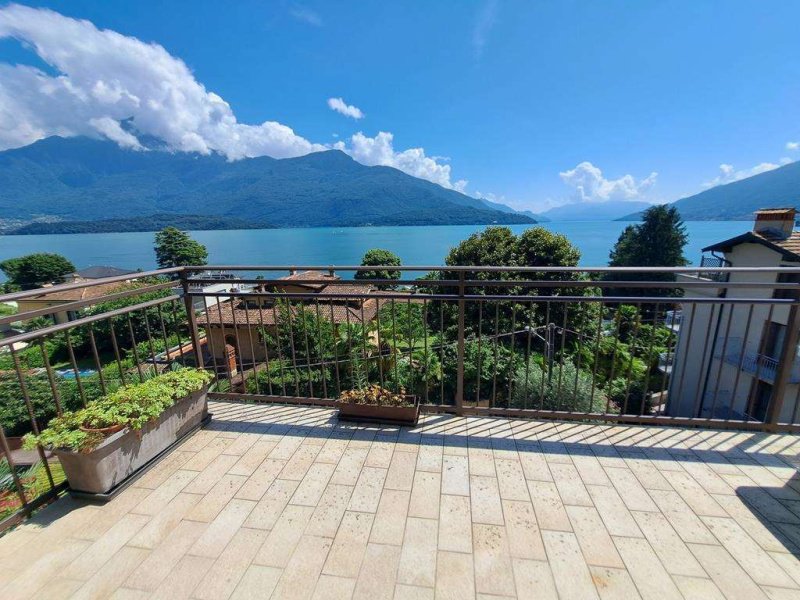 Apartment in Domaso
