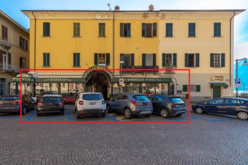 Коммерческая недвижимость в Донго