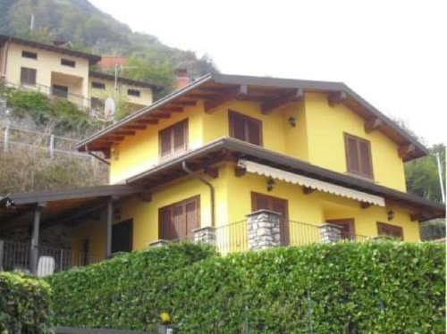Villa in Argegno