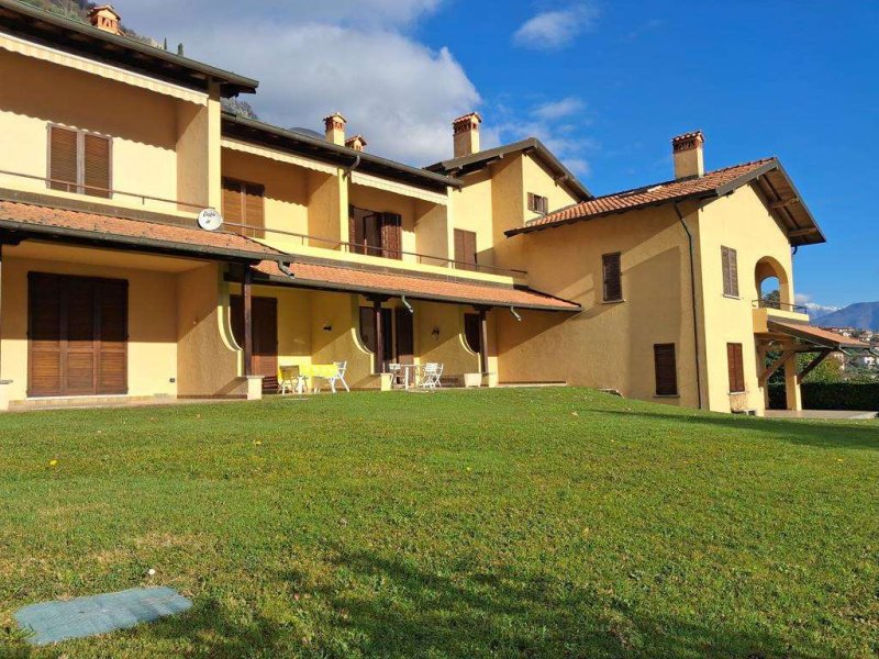 Apartamento en Sala Comacina