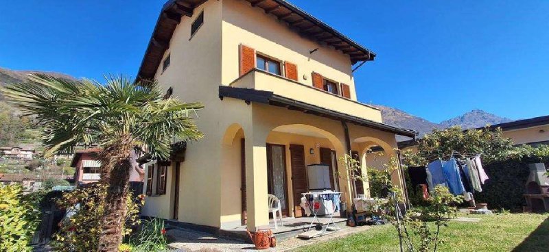 Villa in Porlezza