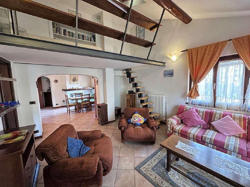 Apartamento en Griante