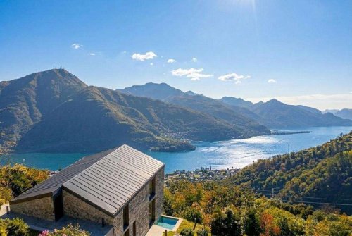 Villa in Gravedona ed Uniti