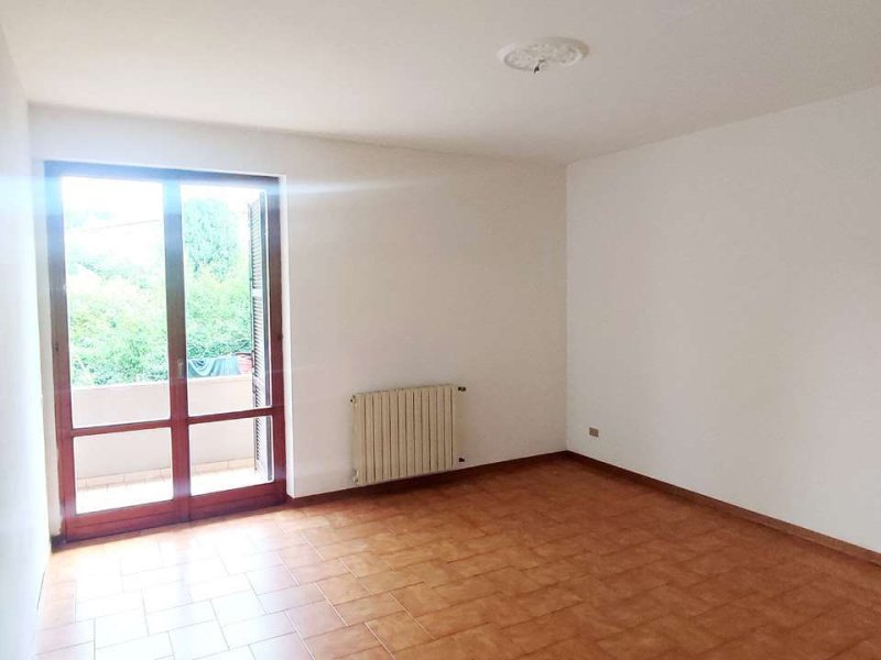 Apartamento en Pontremoli