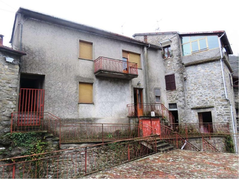 Semi-detached house in Mulazzo