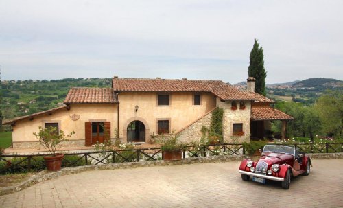 Farmhouse in Amelia