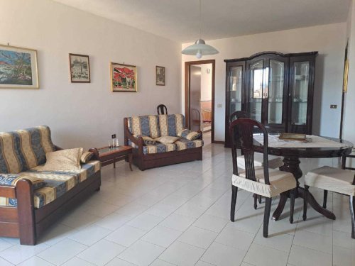 Apartamento en Amelia