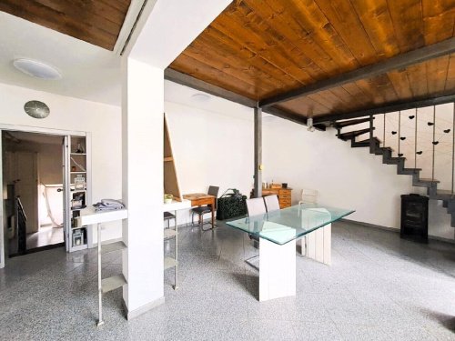 Zakelijk onroerend goed in Amelia