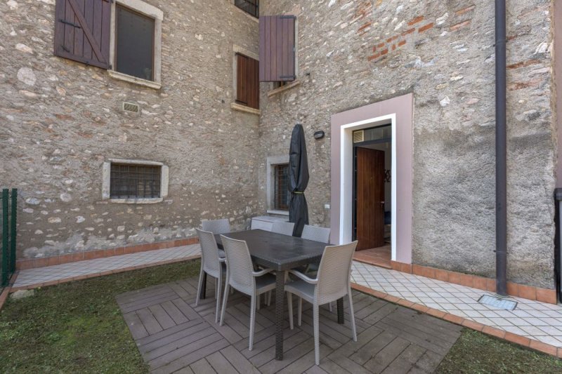 Detached house in Toscolano-Maderno