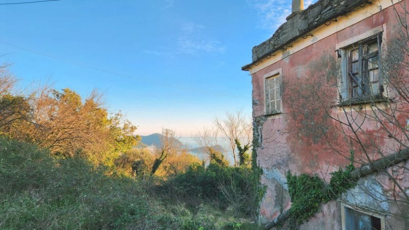 Vrijstaande woning in Lavagna