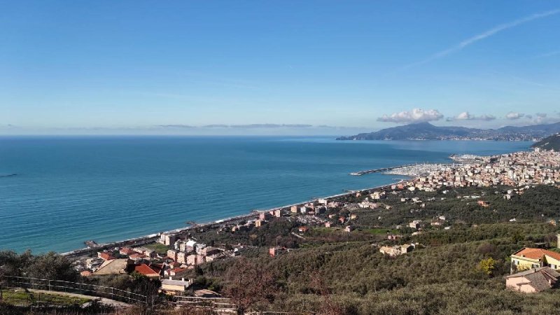 Vrijstaande woning in Lavagna