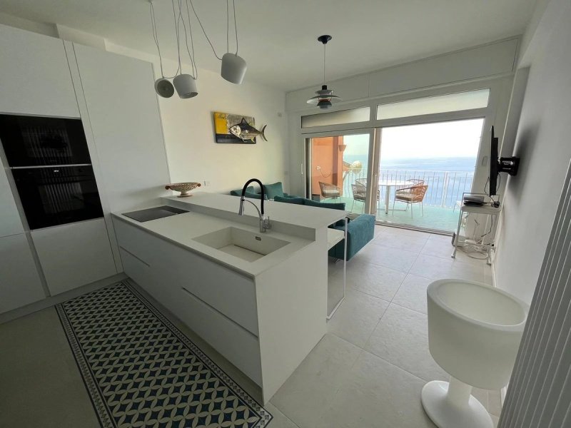 Apartamento em Zoagli