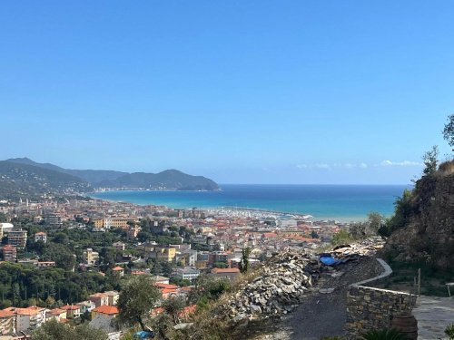 Zolderkamer in Chiavari