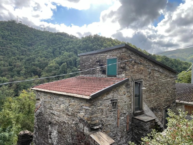 Casa indipendente a Carasco