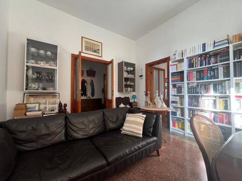 Apartamento en Chiavari