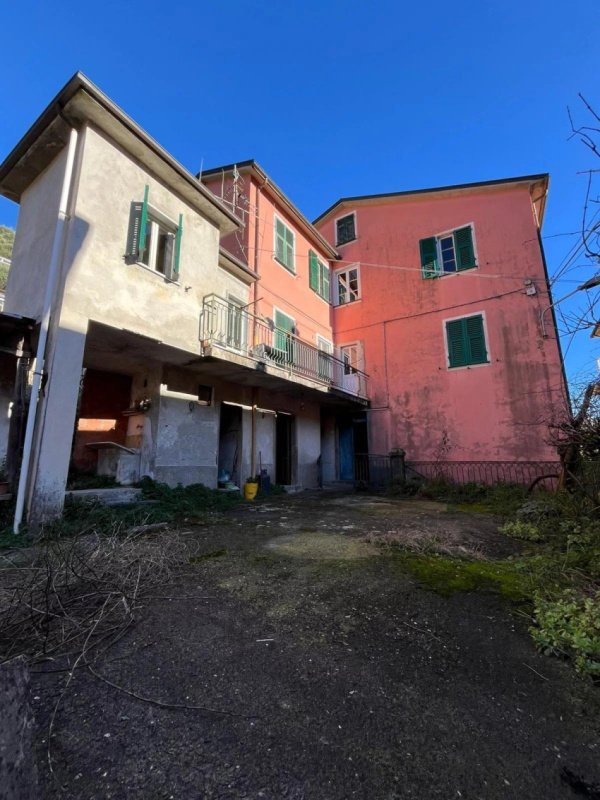 Casa histórica en Borzonasca