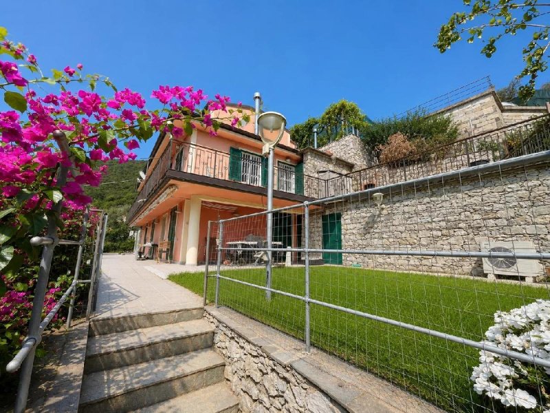 Moradia em Chiavari