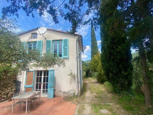 Maison de campagne à Dolcedo