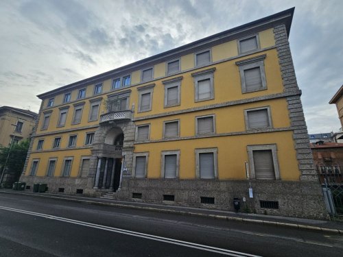 Historisch appartement in Bergamo