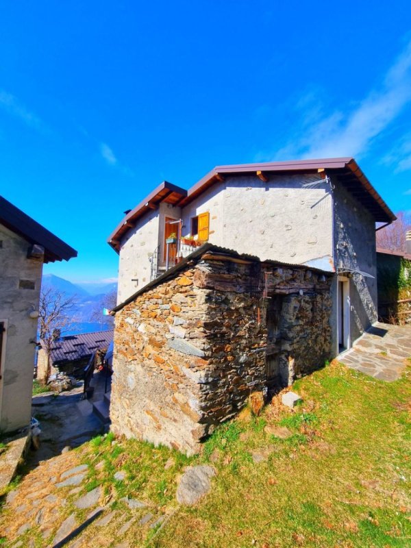 Cielo/Terra a Bellano