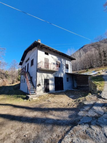 Maison de campagne à Margno