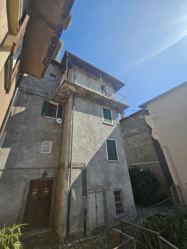 Apartment in Bellano