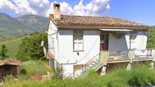 Huis op het platteland in Civitella Casanova