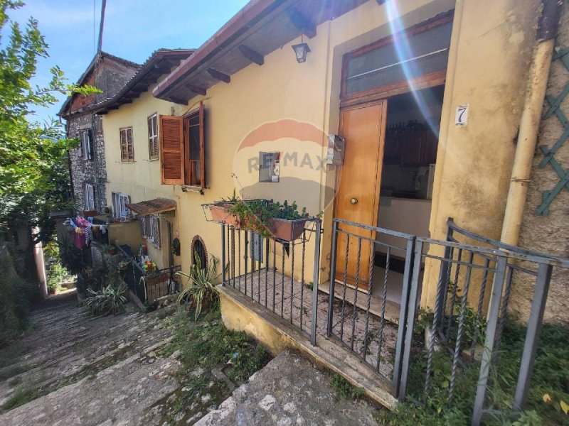 Semi-detached house in Alatri